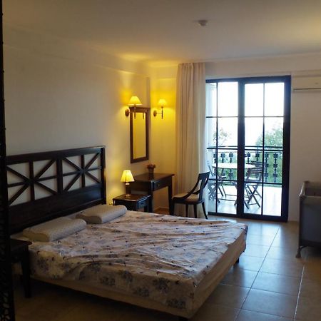 Beautiful 1St-Line Seaview Private Appartement In The Cliff Resort ابزور المظهر الخارجي الصورة