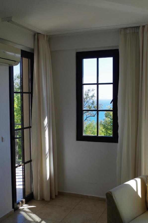 Beautiful 1St-Line Seaview Private Appartement In The Cliff Resort ابزور المظهر الخارجي الصورة